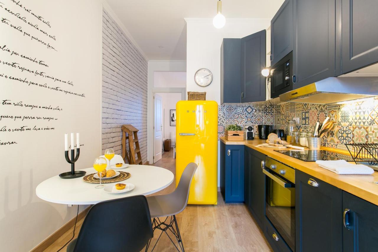 Charming Lisbon Home With Terrace St Amaro Εξωτερικό φωτογραφία