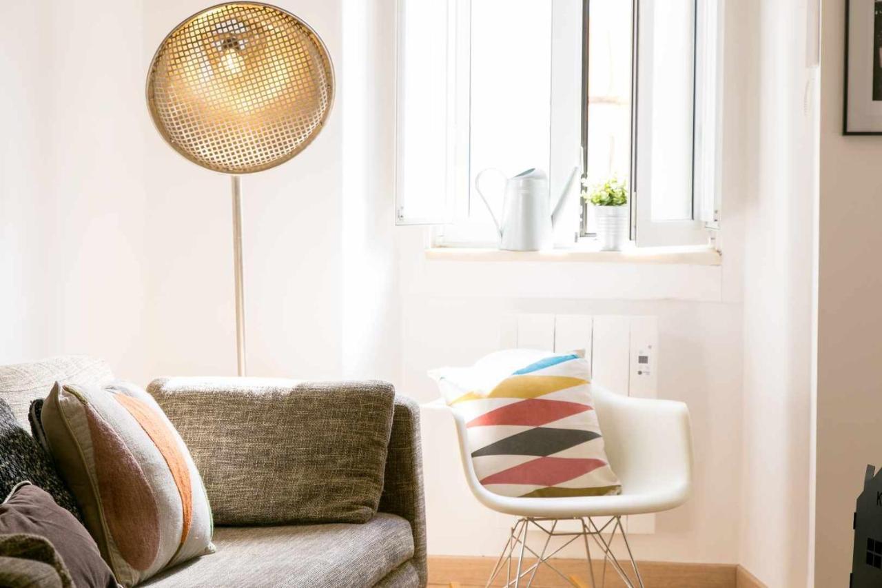 Charming Lisbon Home With Terrace St Amaro Εξωτερικό φωτογραφία